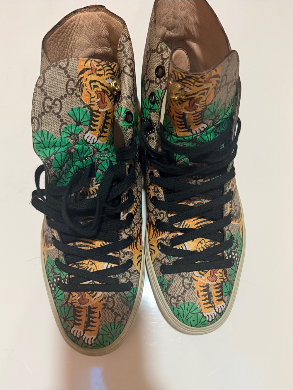 Gucci Men High-Top Sneakers with Tiger & Green Leaf Print